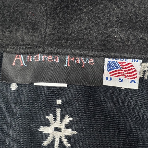 Vintage Andrea Faye Winter Scene Fuzzy Fur Jacket Women's Size M USA Snowflakes - Picture 5 of 9